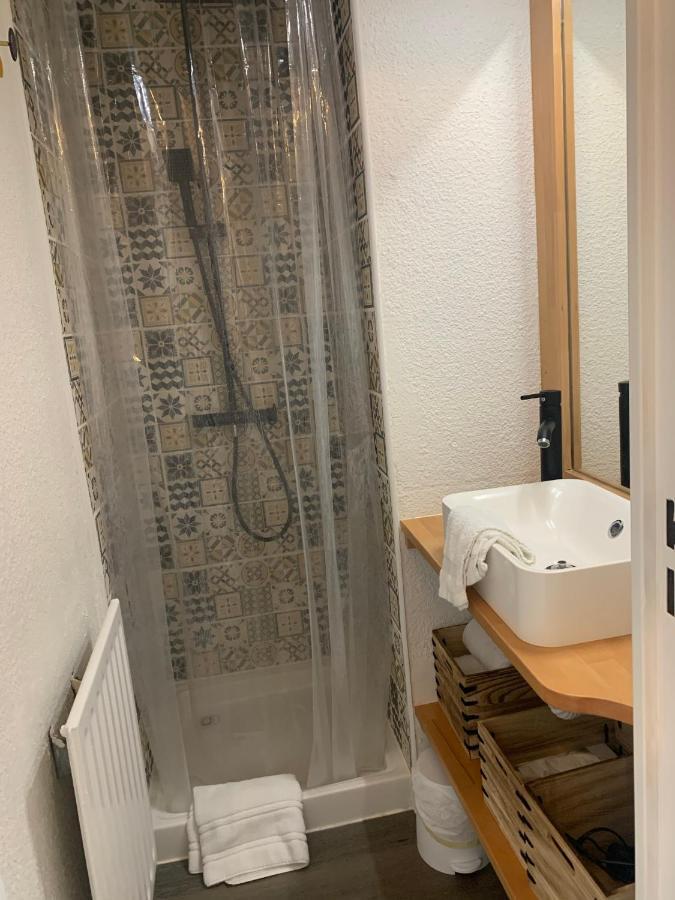 Chaleureux Appartement Face Au Port Sta Lucia, Tout A Pieds, Wifi Сен-Рафаэль Экстерьер фото